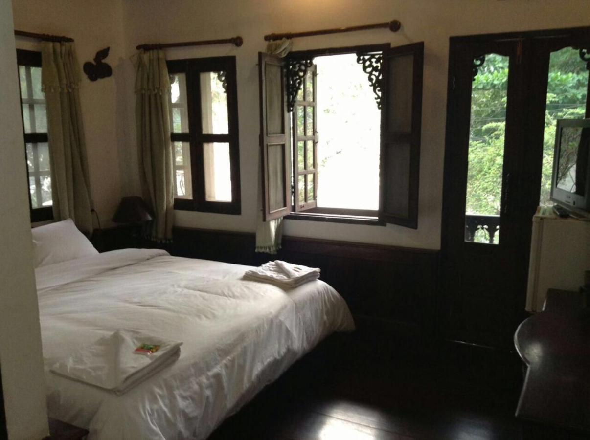 לואנג פרבאנג View Khemkhong Guesthouse מראה חיצוני תמונה